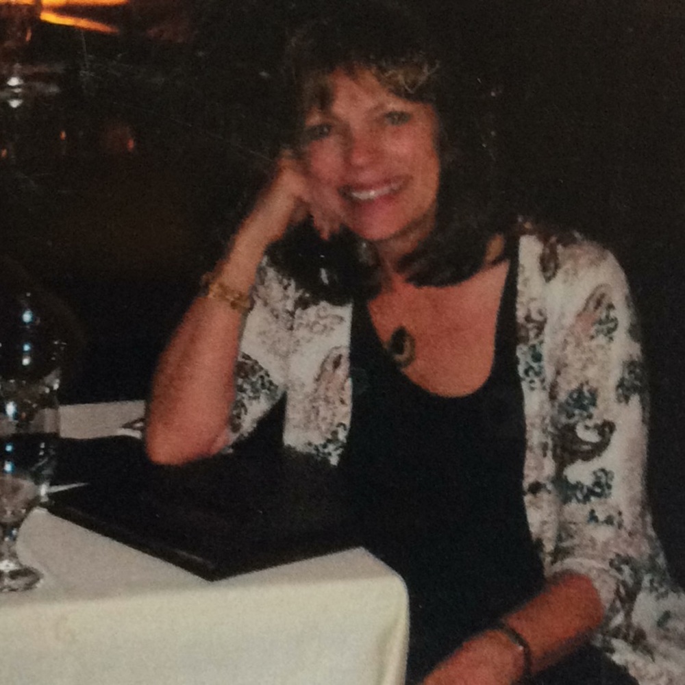 Meet your Posher, Debbie